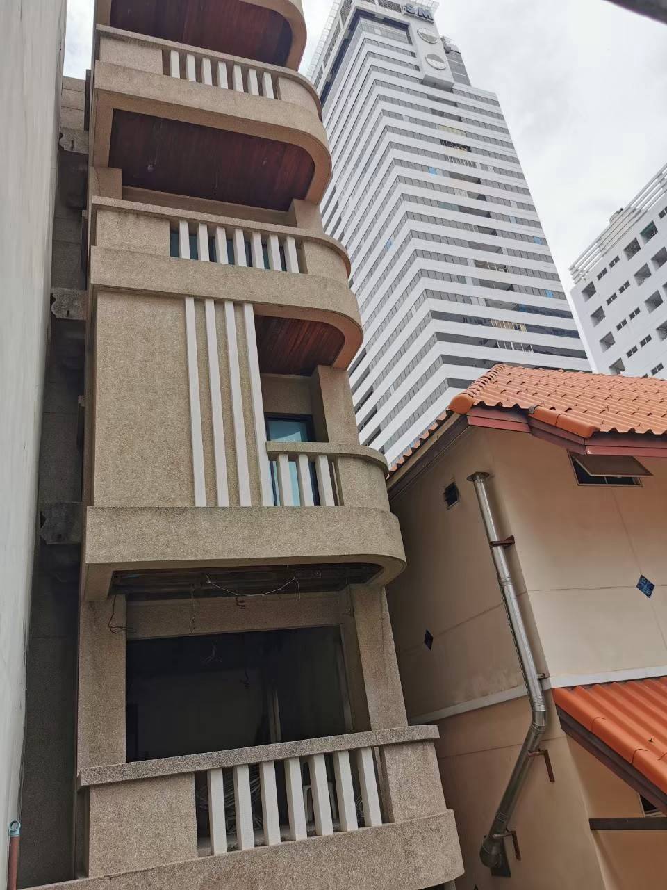 ทาวน์เฮาส์ 4 ชั้น บ้านพหล photo 3